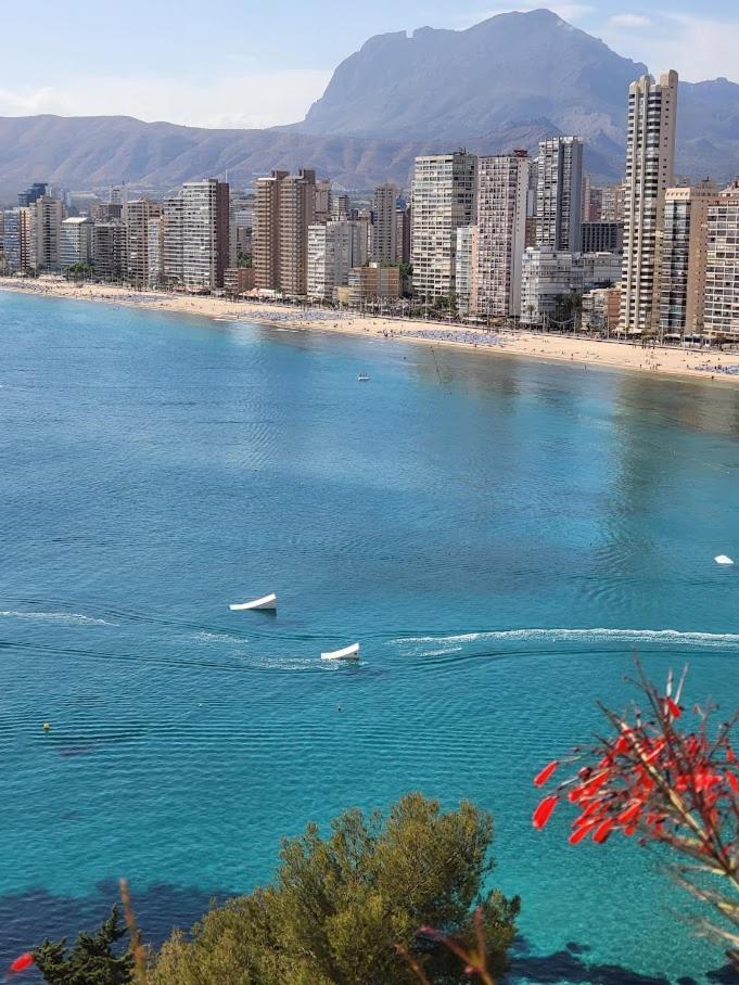 Trinisol II Private Apartments With Sea View Μπένιντορμ Εξωτερικό φωτογραφία