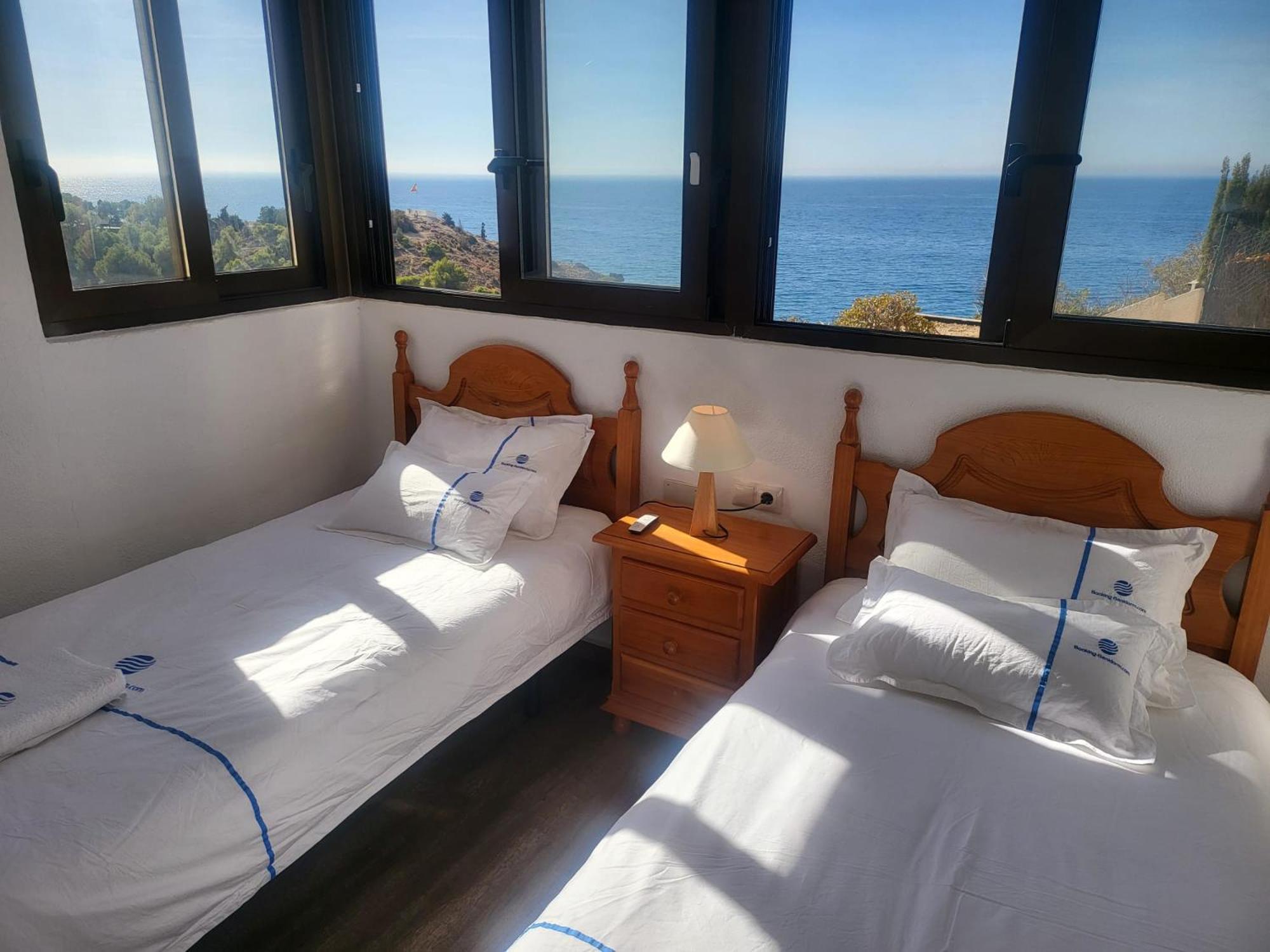 Trinisol II Private Apartments With Sea View Μπένιντορμ Εξωτερικό φωτογραφία
