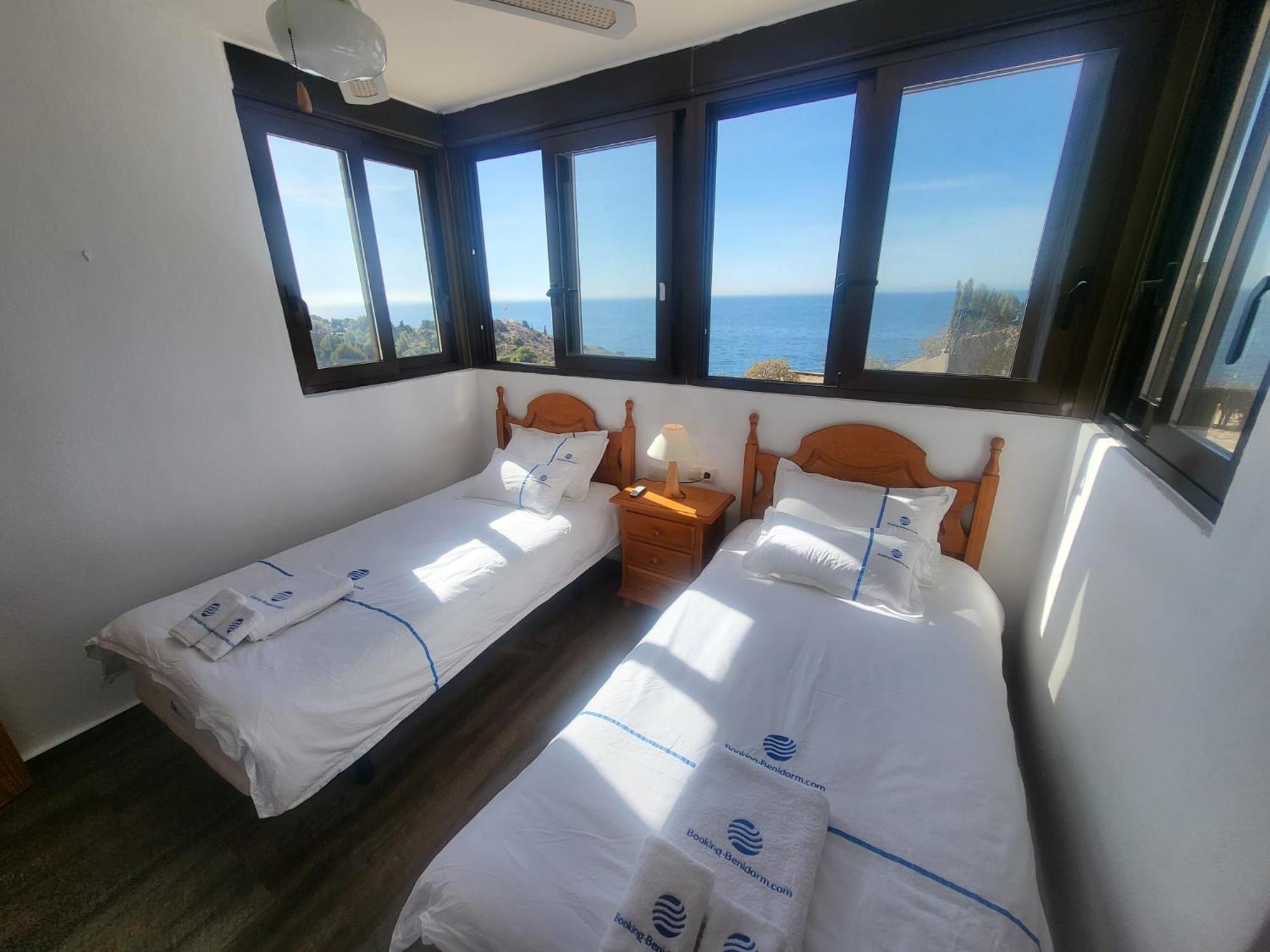 Trinisol II Private Apartments With Sea View Μπένιντορμ Εξωτερικό φωτογραφία